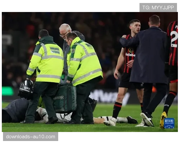 半场：卢顿0-1落后纽卡，客队通过一次经典的反击配合取得领先